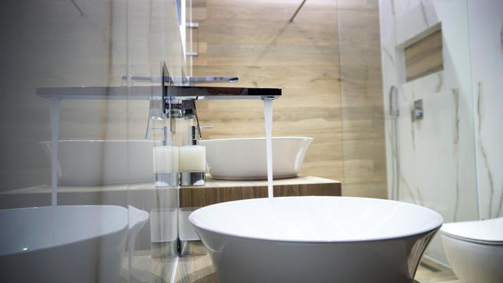 P & K Design Ltd Flats By Rentals Pro Services - 네아 모우다니아 외부 사진